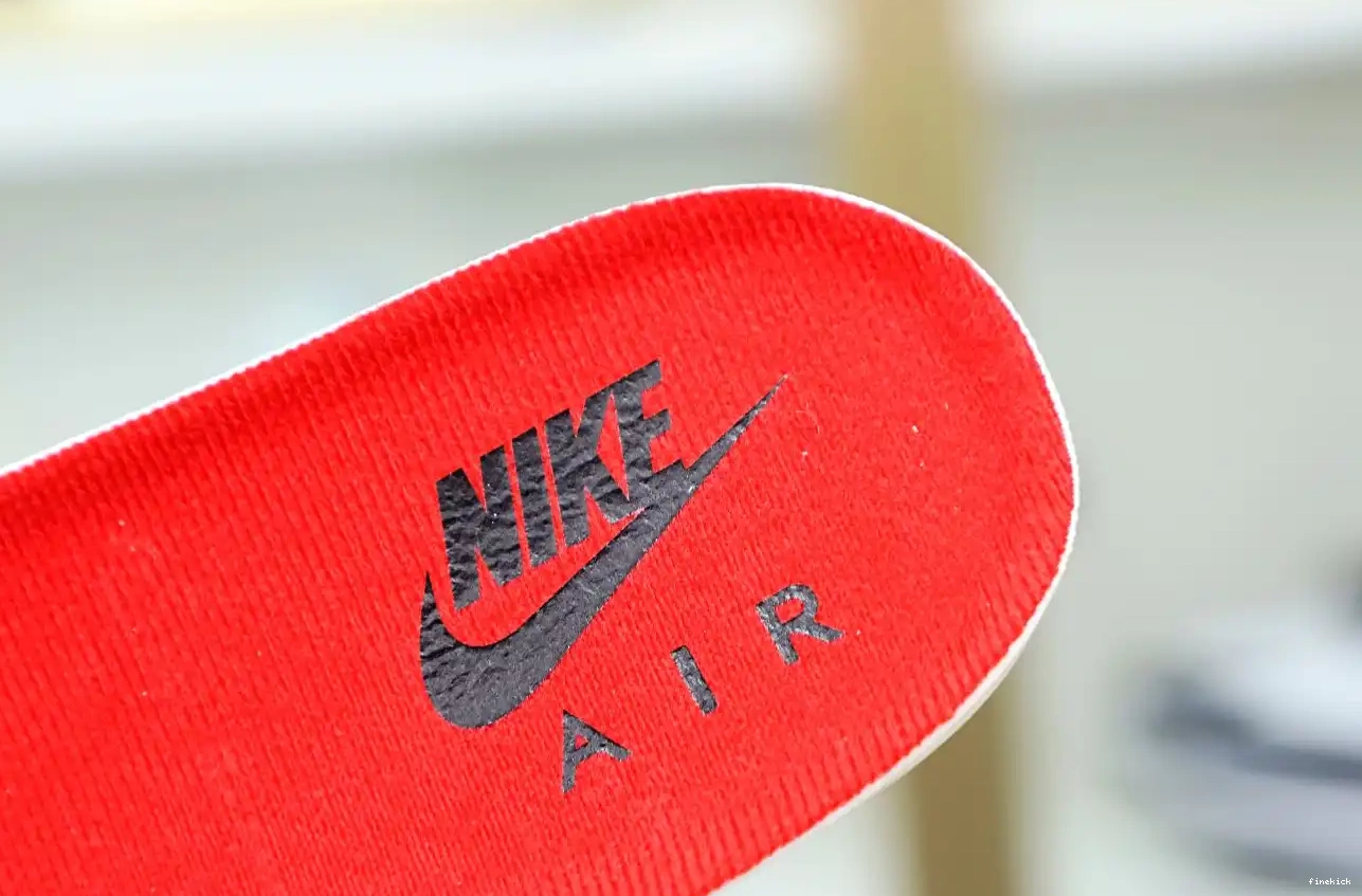 RETRO 4 OG 'BRED' AIR JORDAN 2019 0526